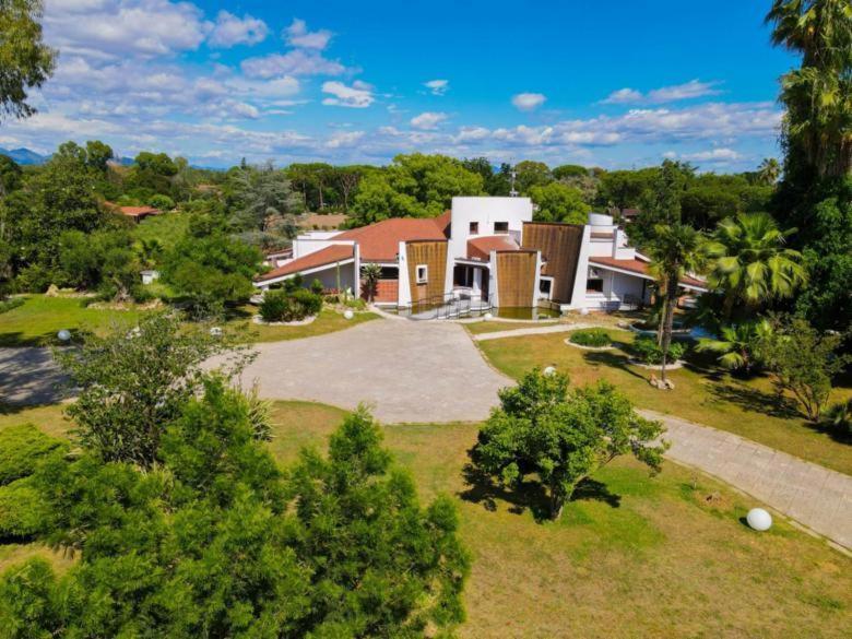 Paradise Bed & Breakfast
